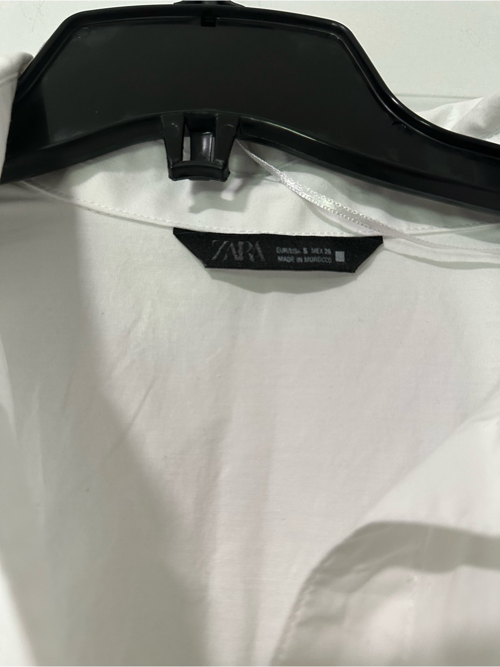 Zara White Classic Button-Up Shirt - Picture 3 of 4